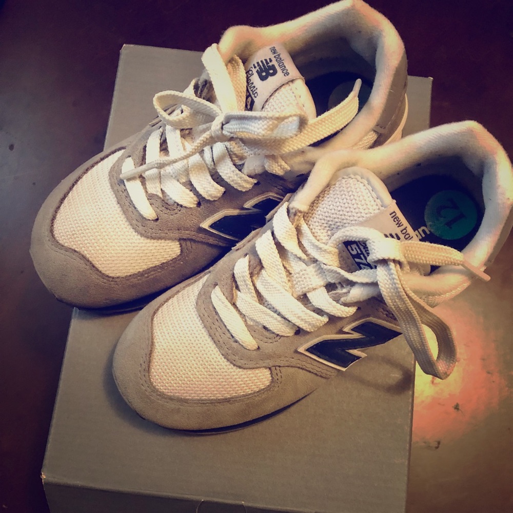NEW BALANCE